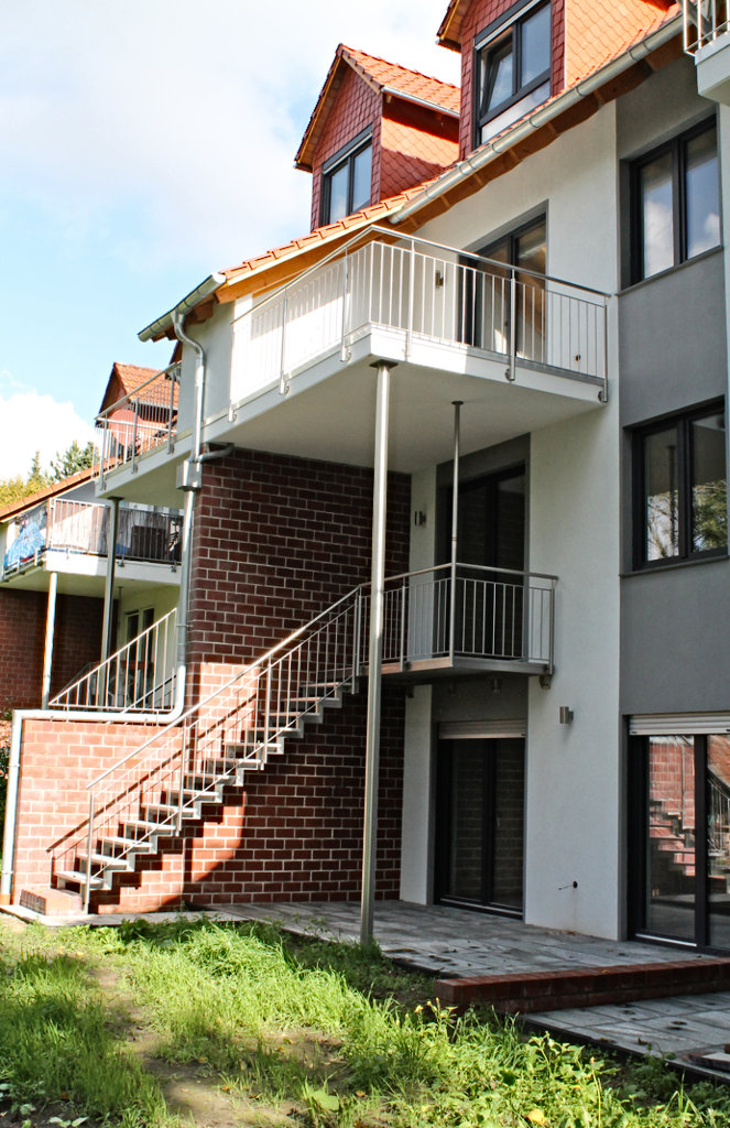 Das Haus aus dem Garten betrachtet